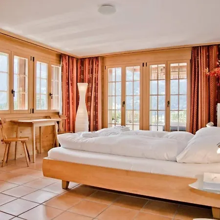 Villa Amazing 4 Bedroom Chalet In